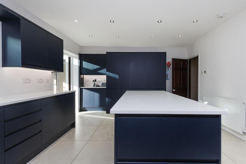 Bramleys Estate Agents - Water Royd Lane - Mirfiel