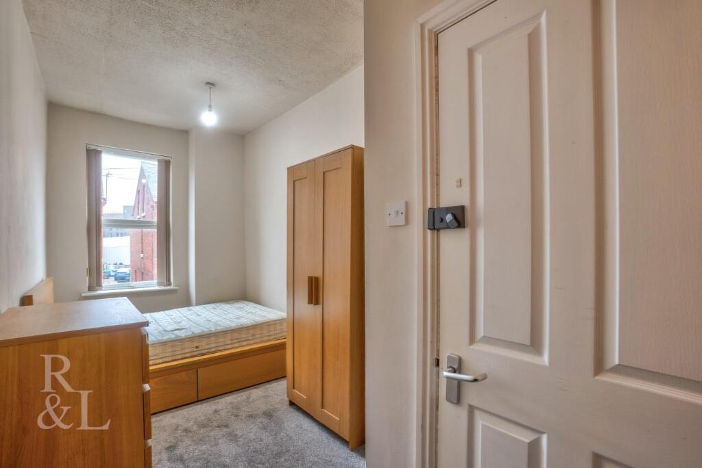 18 Rushworth Avenue (10).jpg