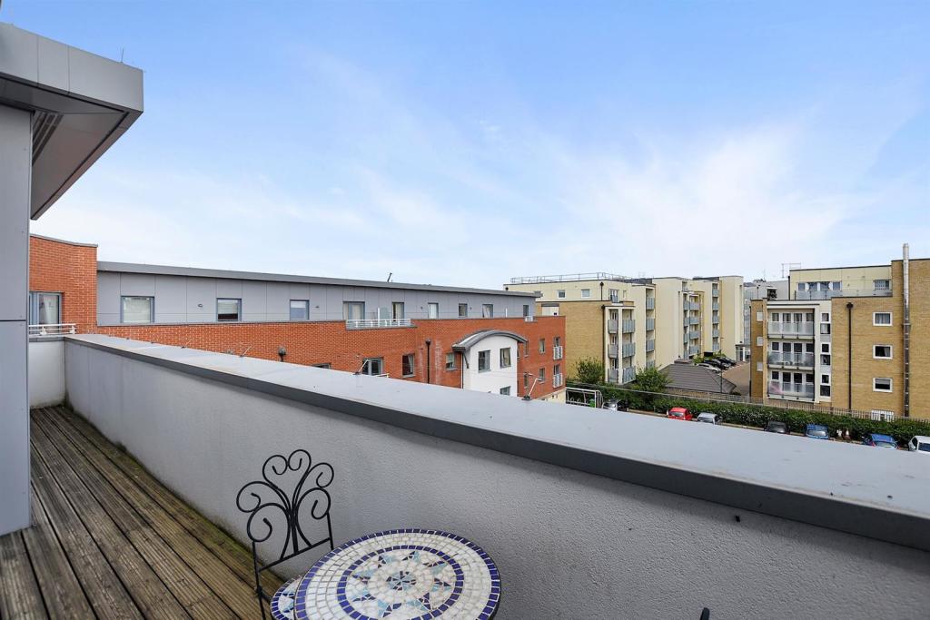 fb11b80c-8692-40c4-b097-5380fc380ca7RHMCS - 44 Lys