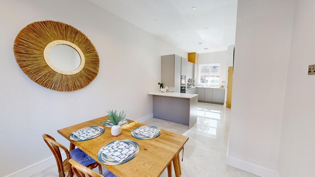 Unit 4 Kitchen Di...