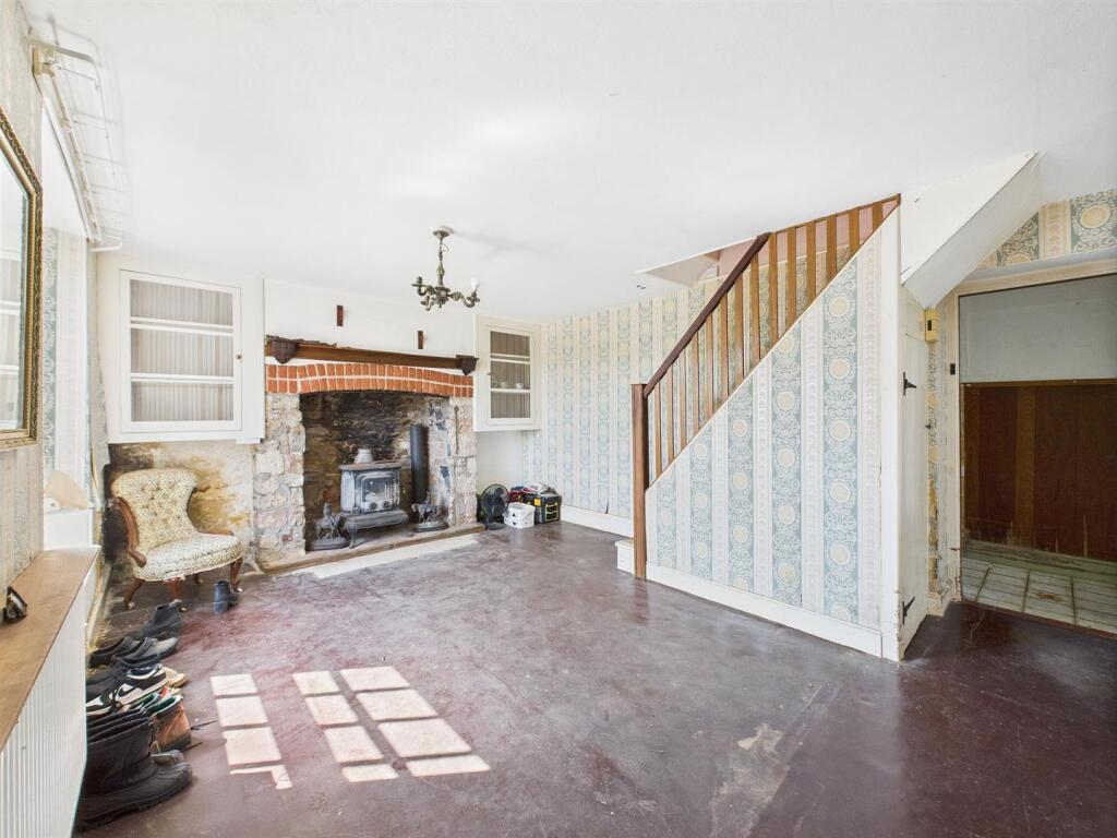 3 - Detached Cottage for Auction, Winford.jpg