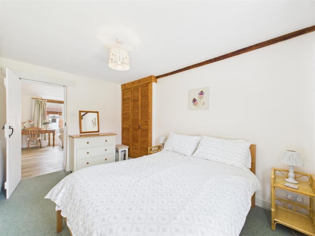 Bramble Bedroom 1