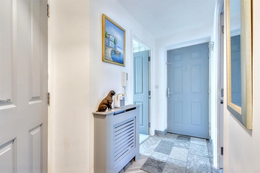 Entrance Hall.jpeg