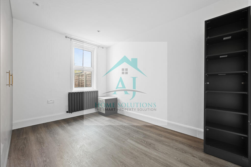 St Kildas Road - Bedroom1_1