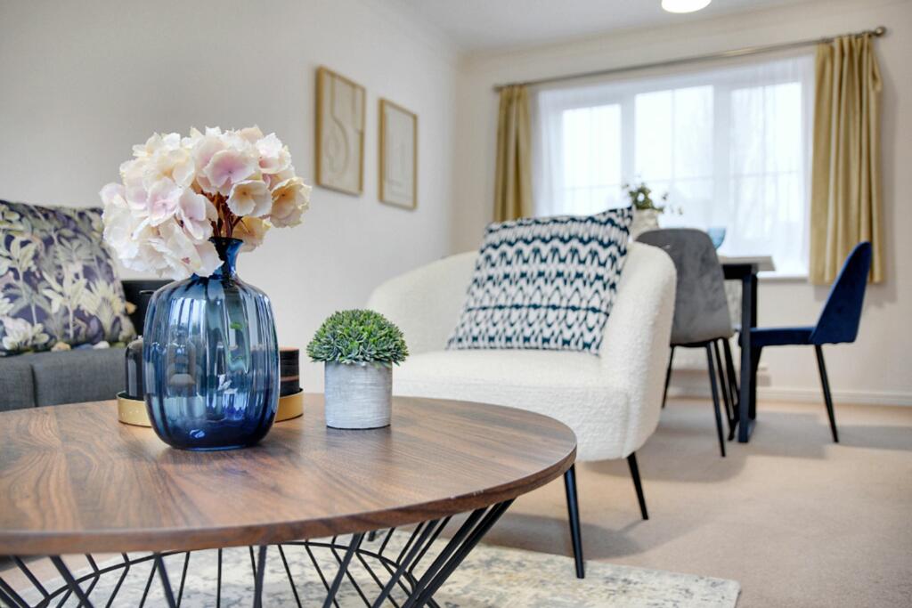 Living Room / Diner