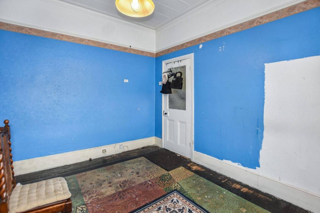 18 Ronver Road, London, SE12 0NJ