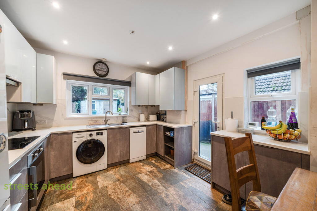 c0f45d8e-27b5-42f...