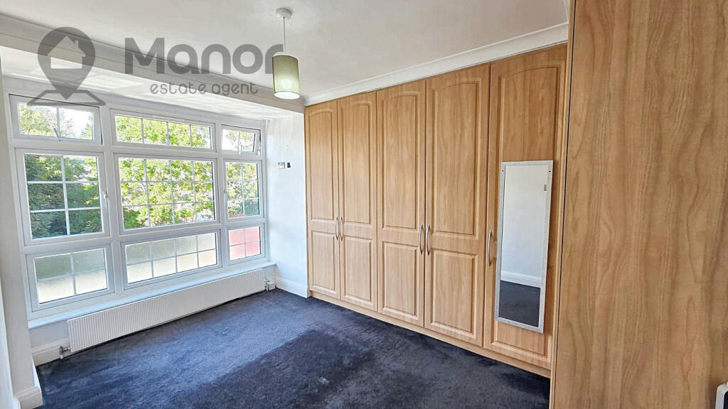 WhatsApp Image 2025-09-08 at 16.16.24 (1)