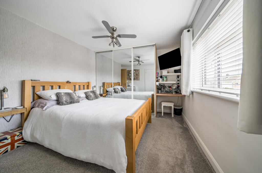 1345542-11-68aef1...