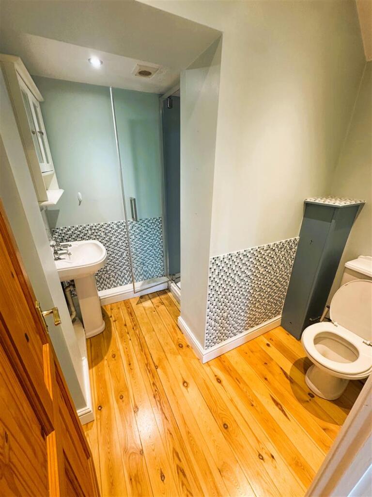 En-suite.JPG
