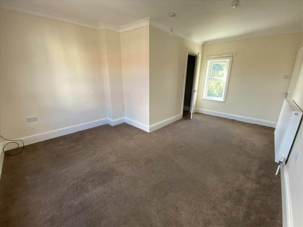 Bedroom 1: