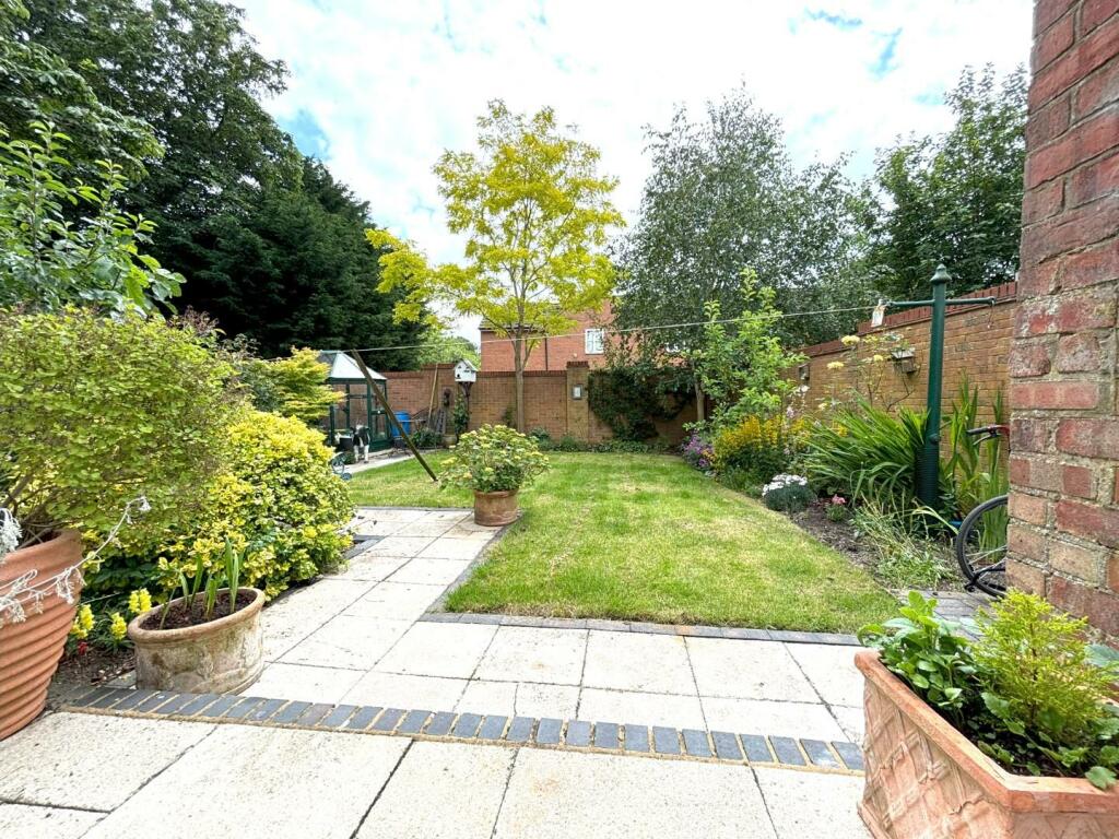 Rear Garden 5.jpg