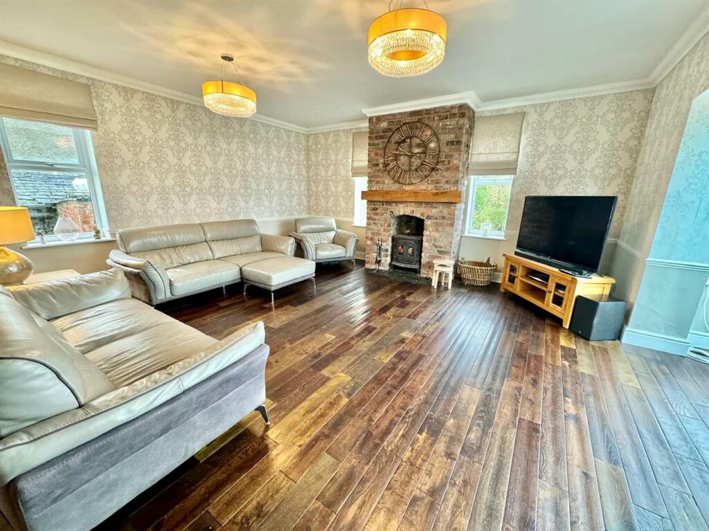 PHOTO-2024-11-18-18-30-22 (21).jpg