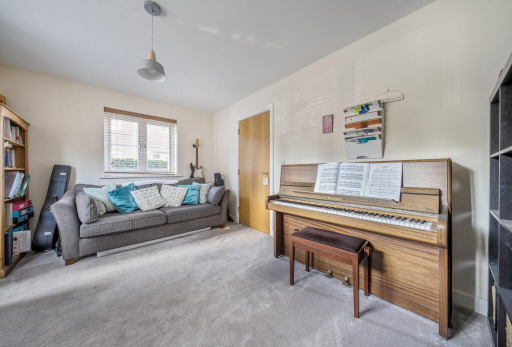 1349112-20-68bea4...