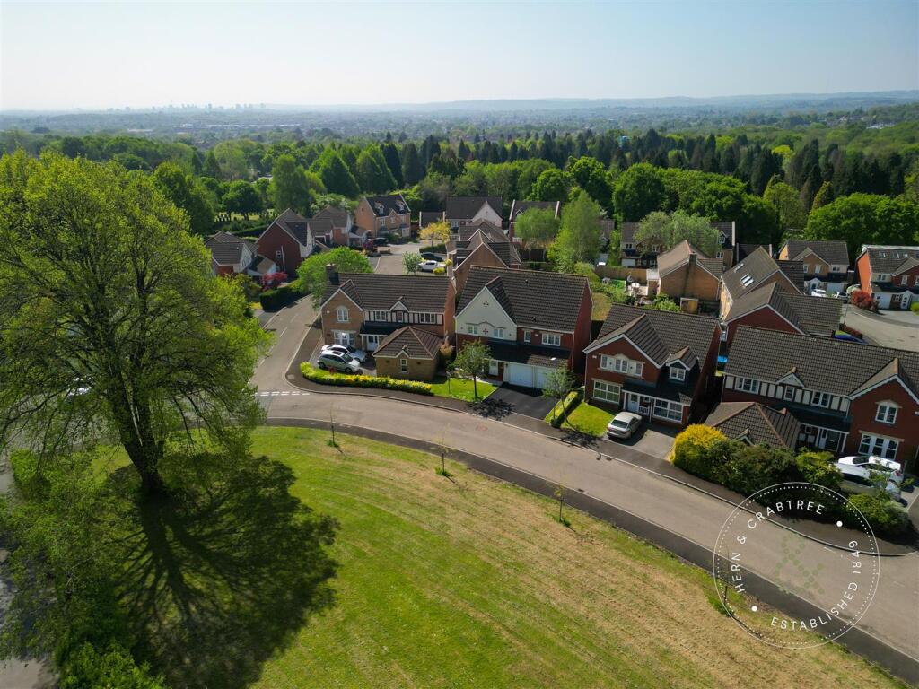 Bassetts-Field-02.jpg