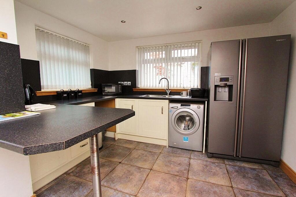 'Dining' Kitchen