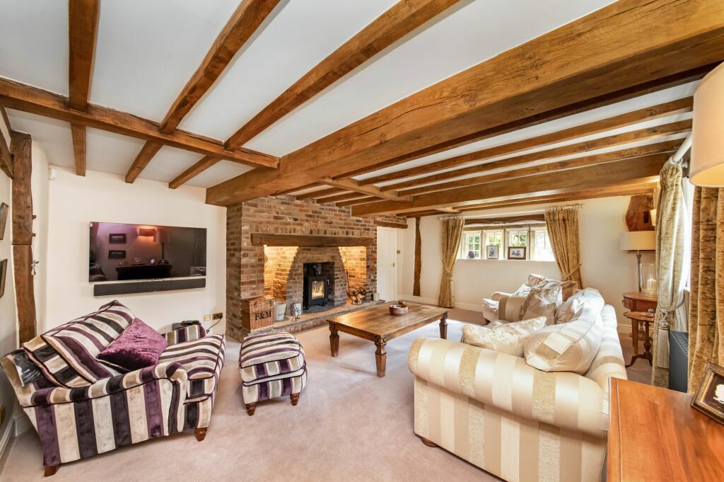 SITTING ROOM