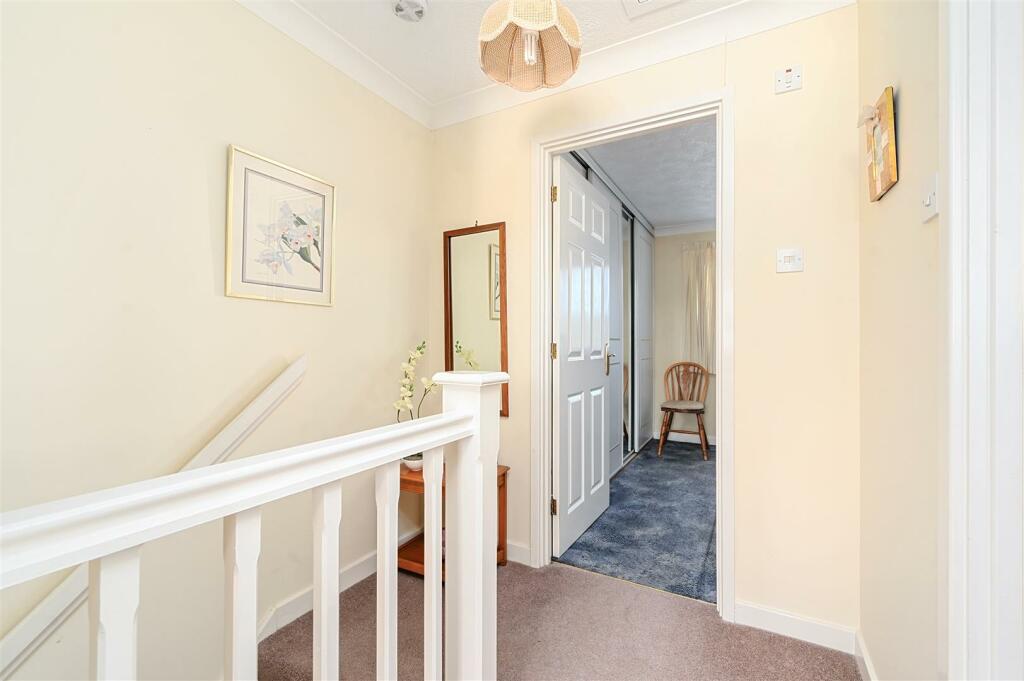 compass court, bn41 (9).jpg