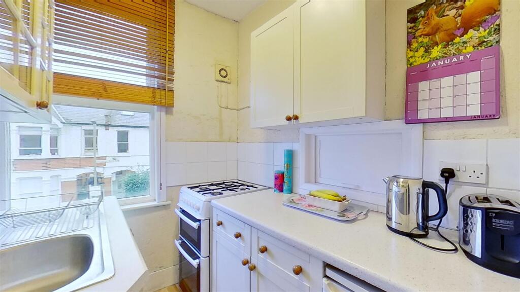 Duntshill-Road-Earlsfield-SW18-01252022_154211.jpg