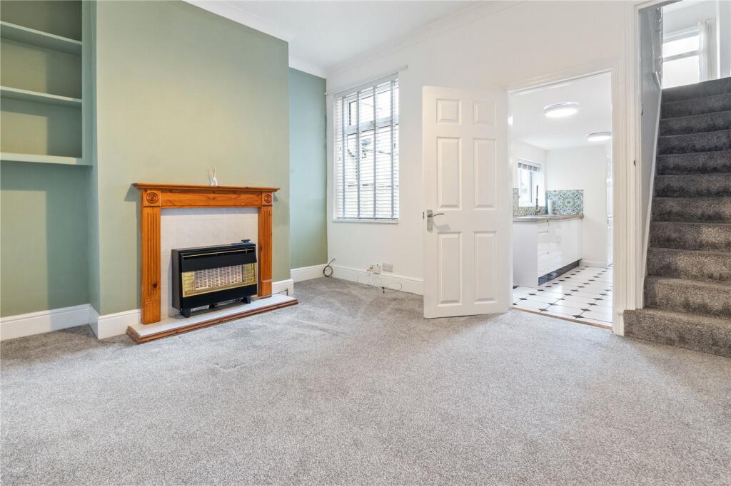 Sitting/Dining Room