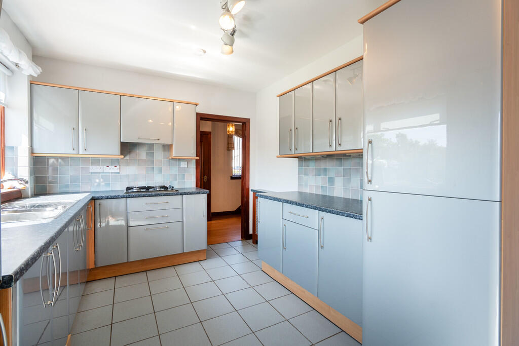 14 Polwarth Avenu...