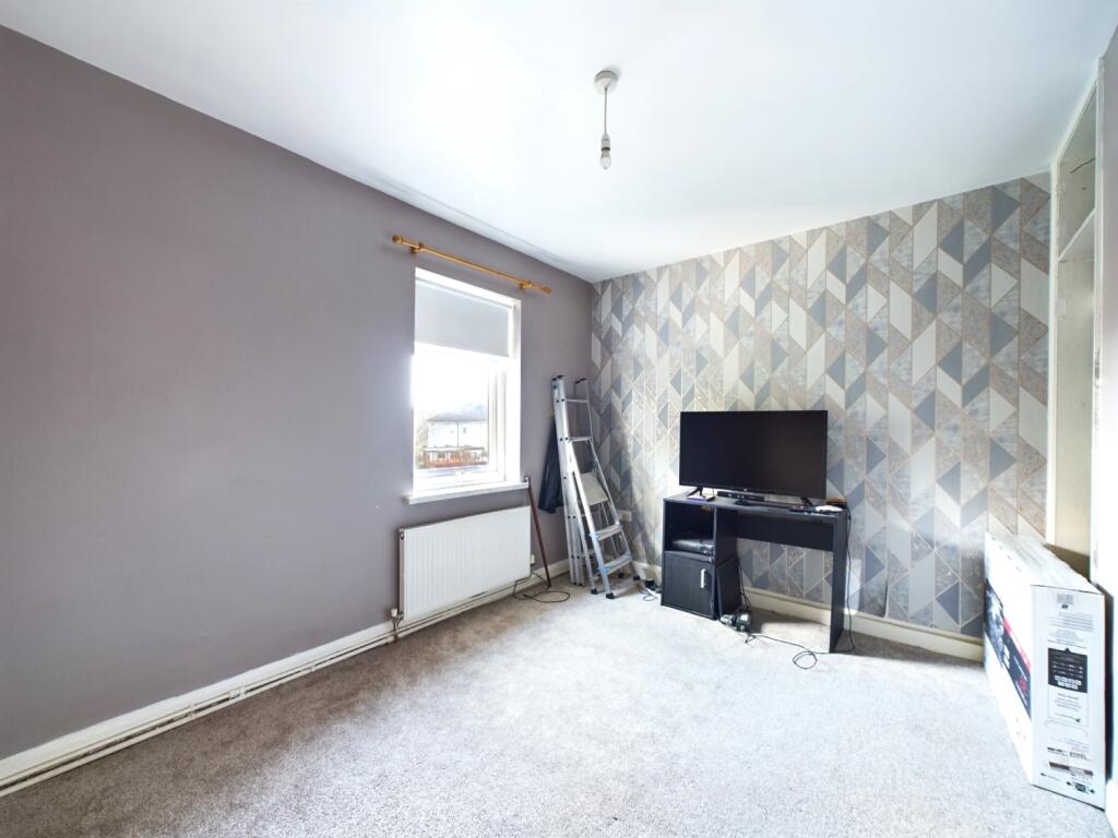 CAM02195G0-PR0055-STILL010