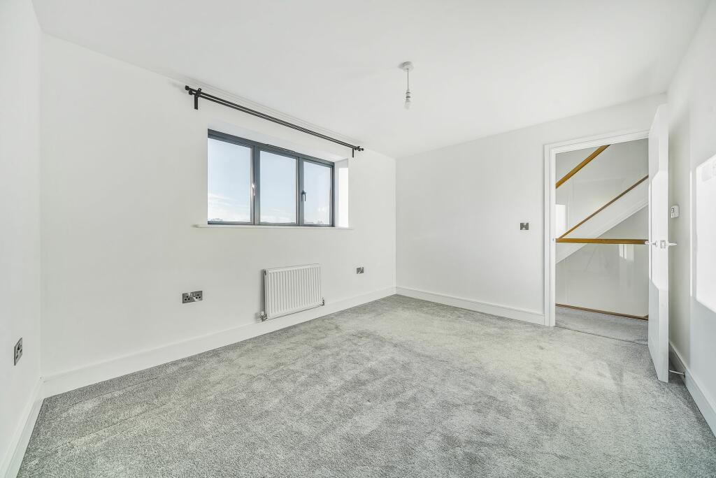 Bedroom One (2)