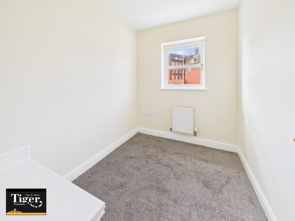 CAM02176G0-PR0701...