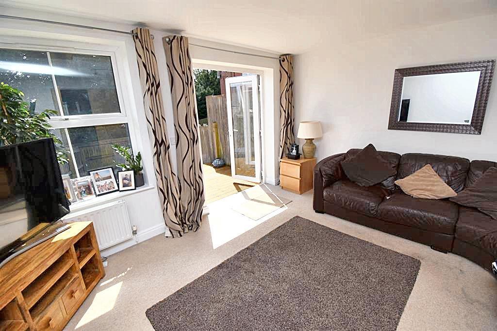 LivingRoom-2.jpeg