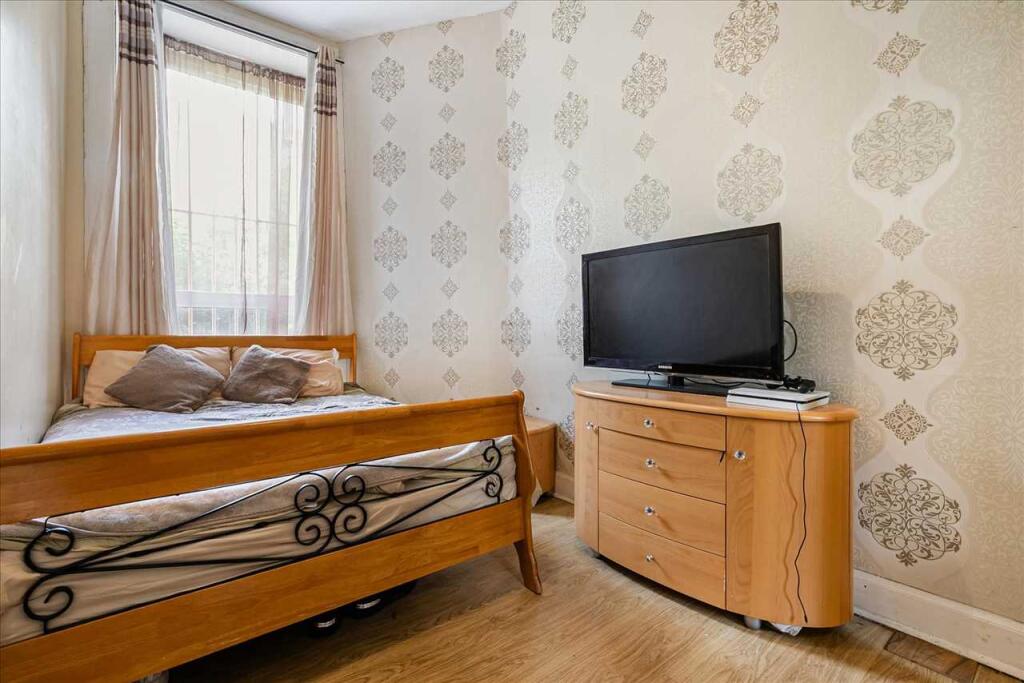 Bedroom Three (1)