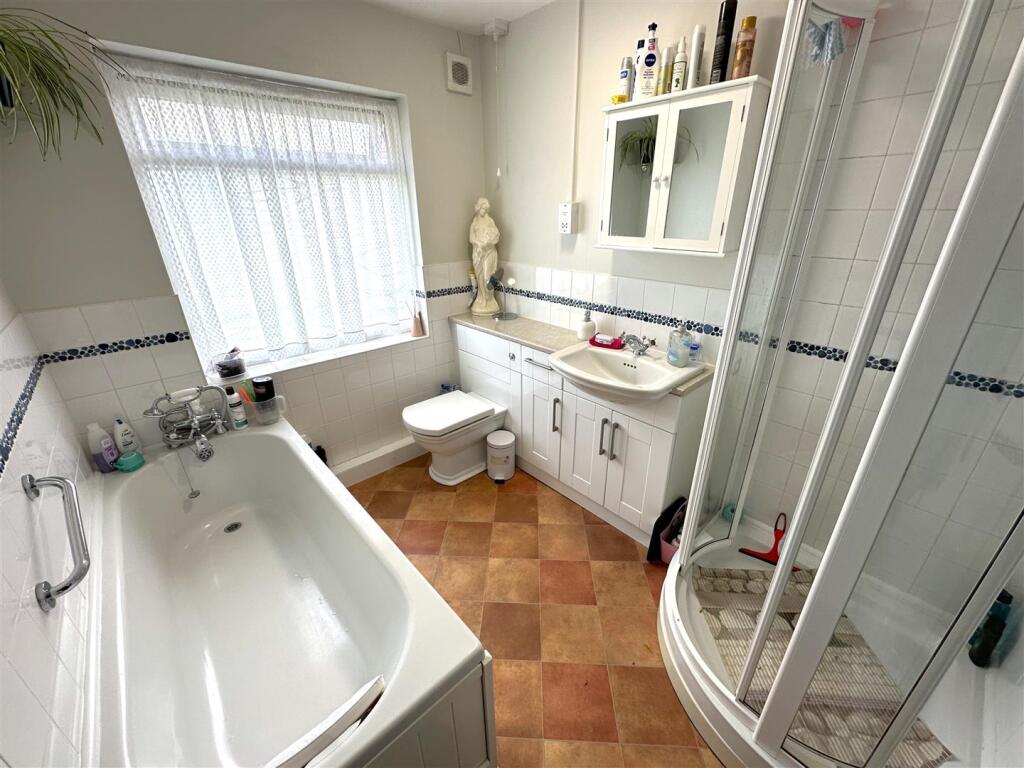 Four-Piece Bathroom 630