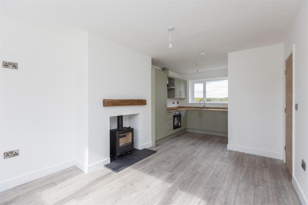 Chestnut Avenue 9 Kitchen Living Room-4.jpg