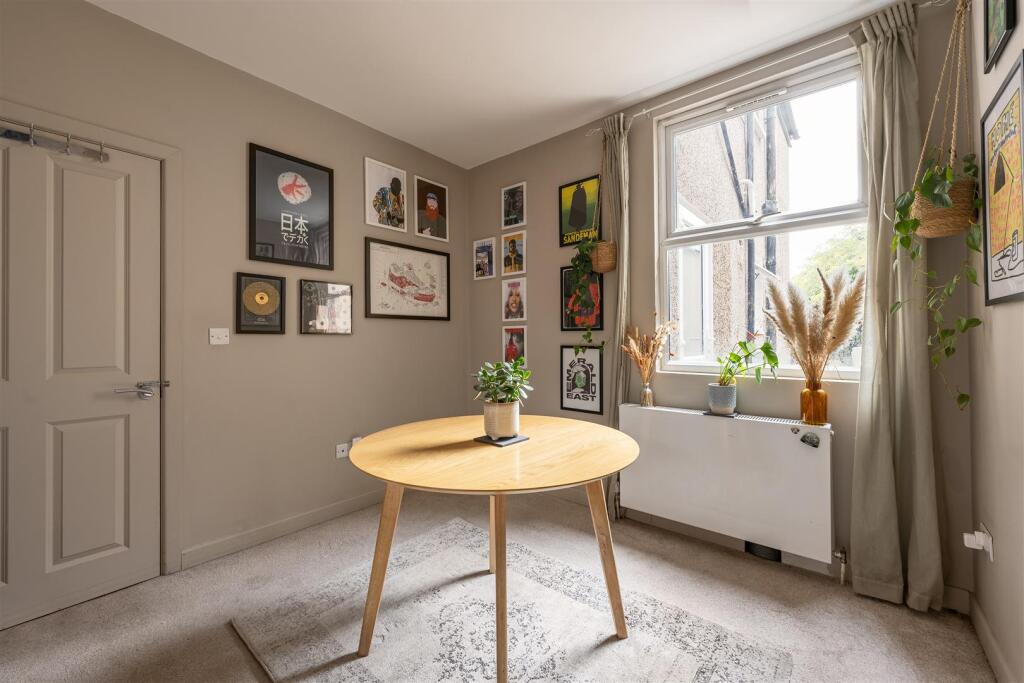 Ramsay Road, E7