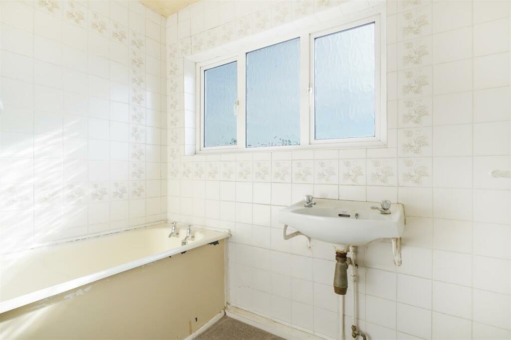 13 East Court - Yito1H52PvpERfMPUmFb.jpg