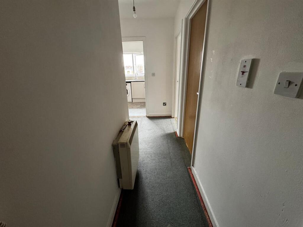 WhatsApp Image 2025-08-21 at 15.54.09.jpeg