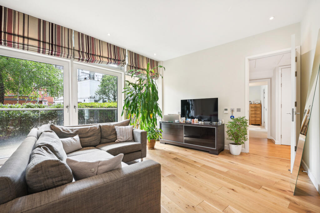 7 Hepworth Court (1)