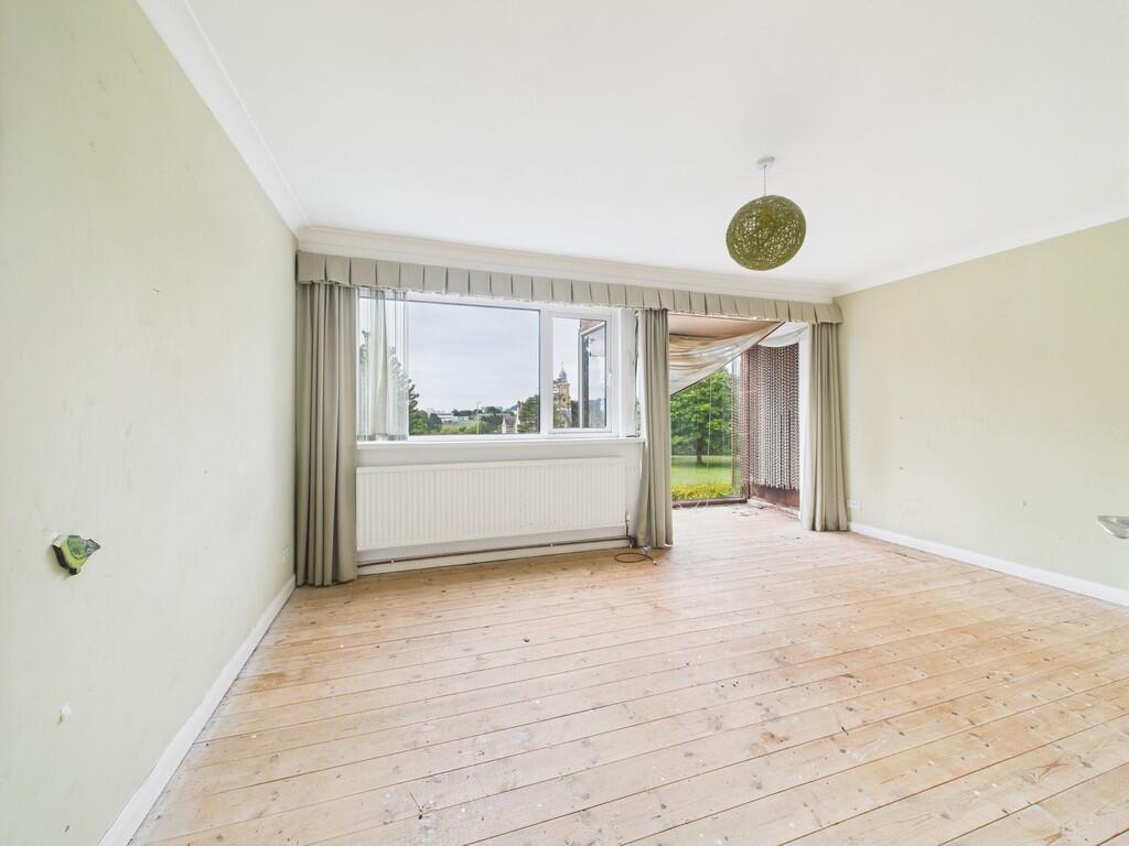 CAM02089G0-PR0497...