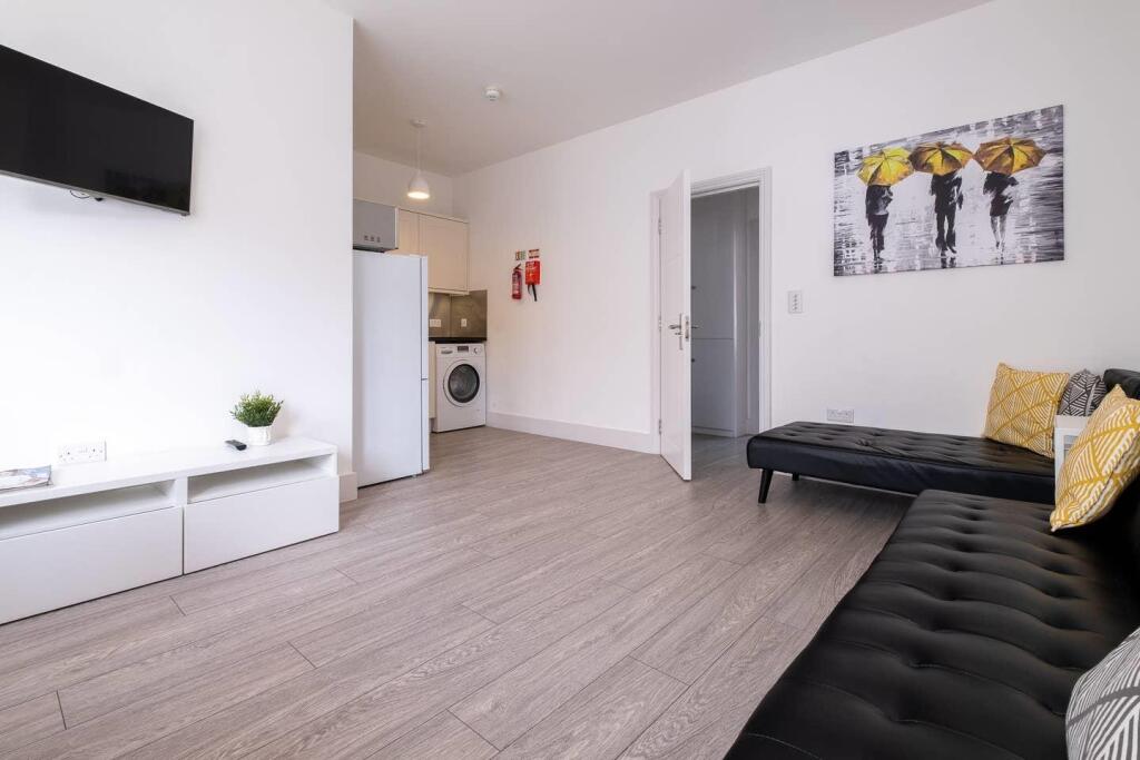 3, 10 Seafield Road (7).jpg