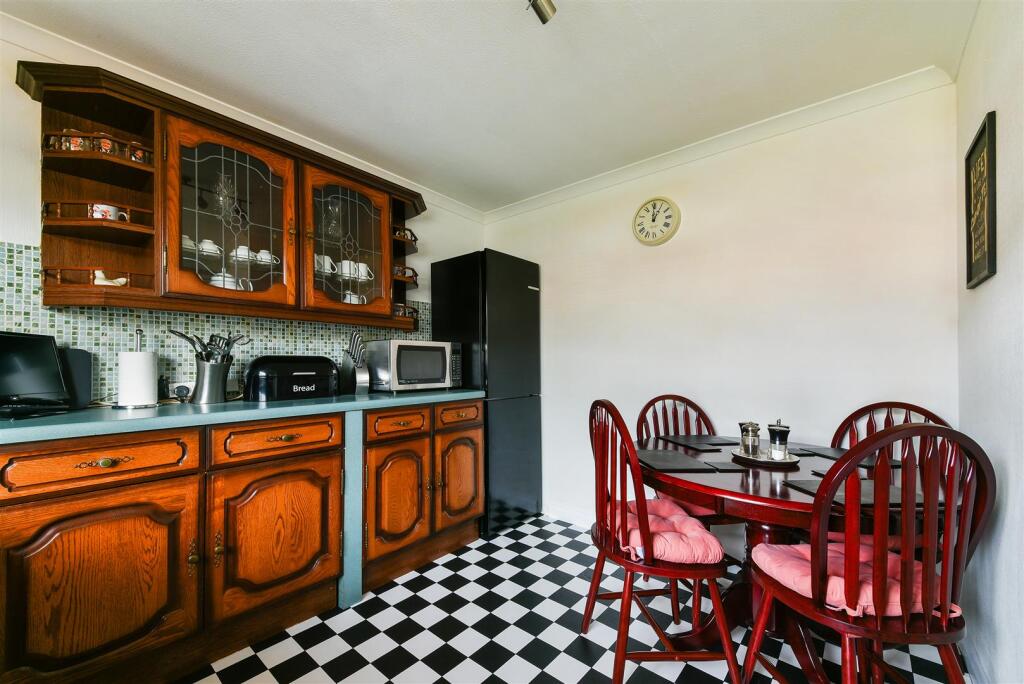 MERRYMEET, 7- (7).jpg