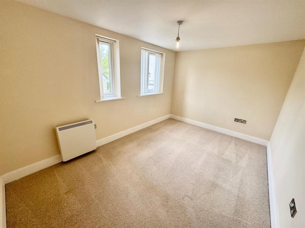 Bedroom.jpg