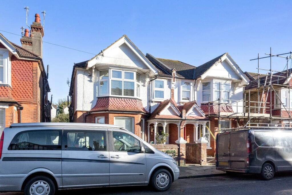 Modena Road, 23-028.JPG