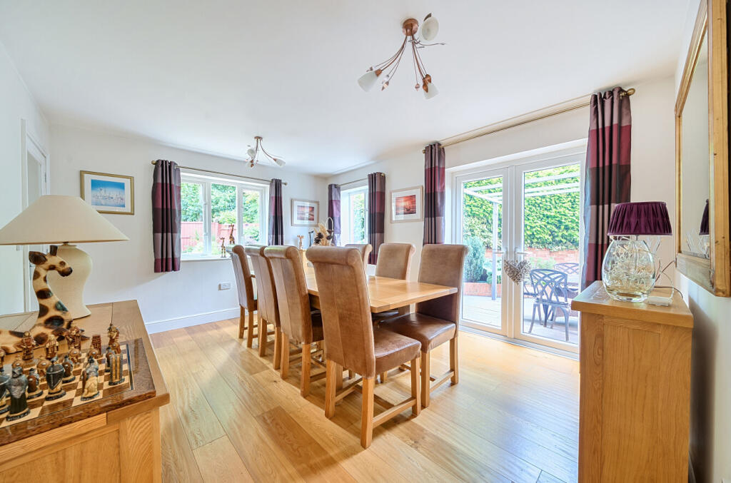 1302504-25-683d7c...