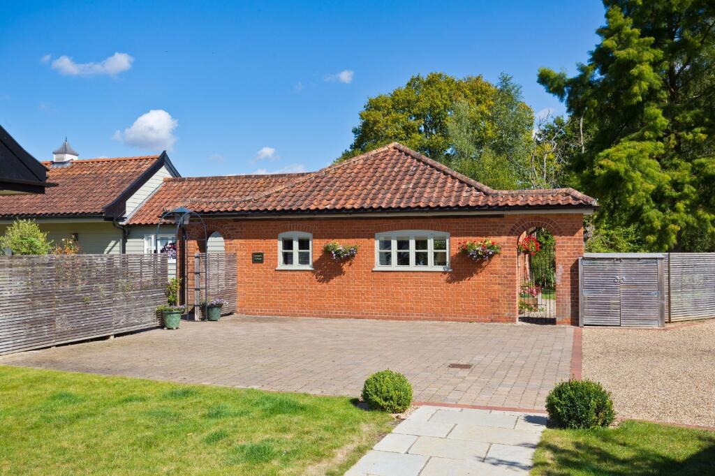 Grooms Cottage