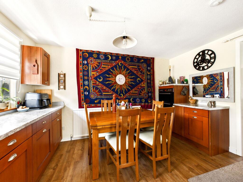 Kitchen/Dining