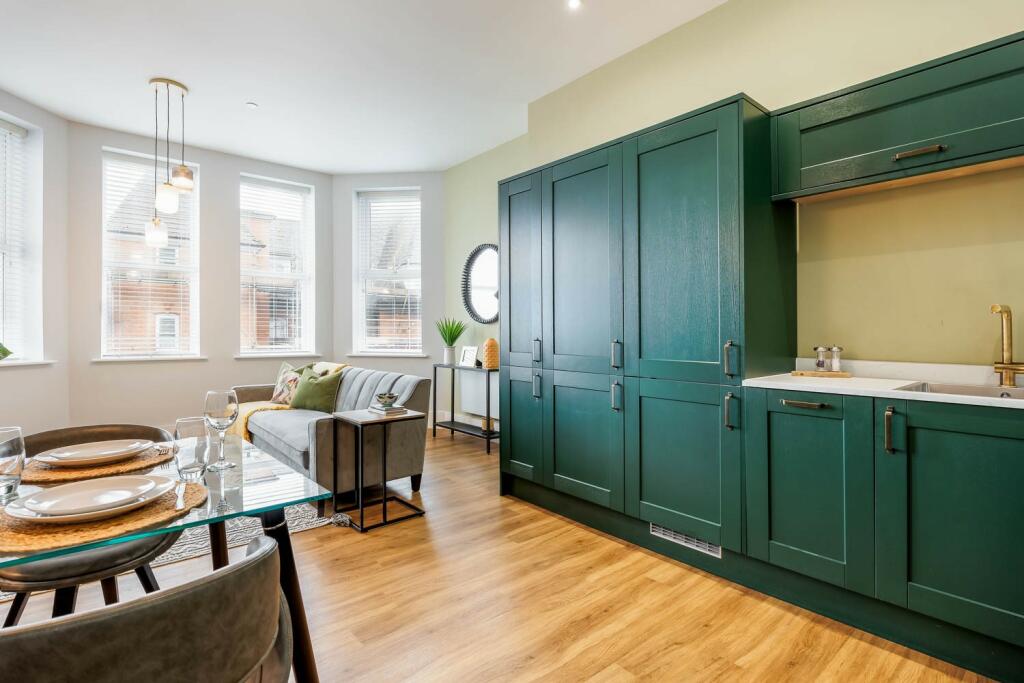 Kitchen/lounge