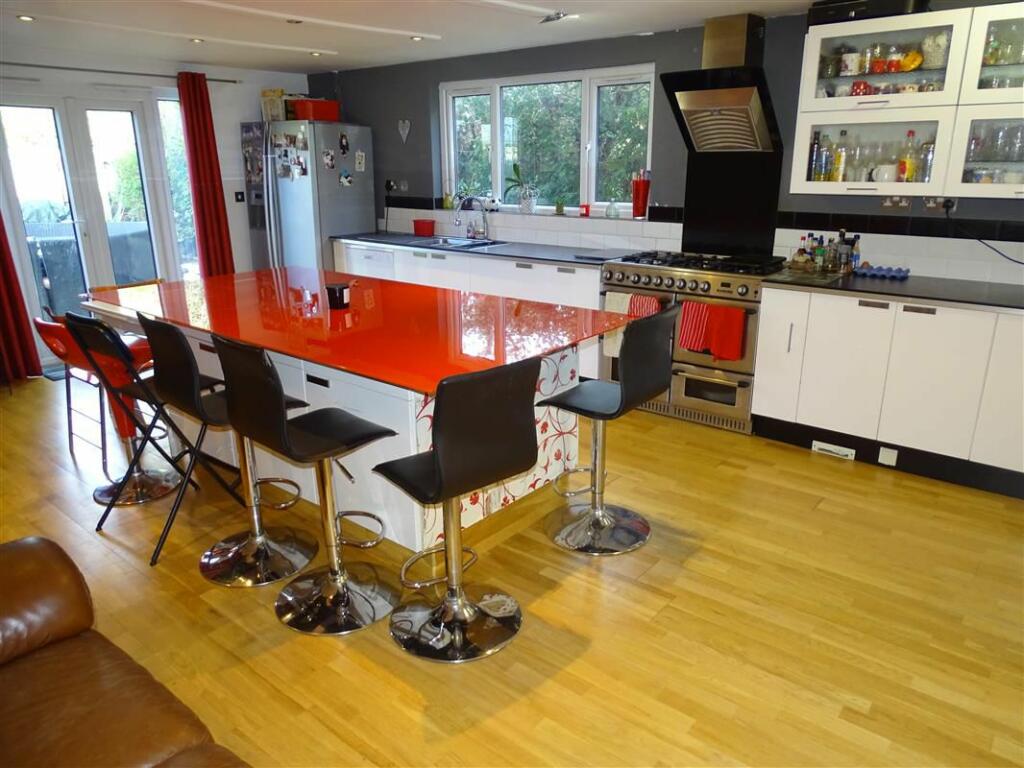 Kitchen/Breakfast Room A