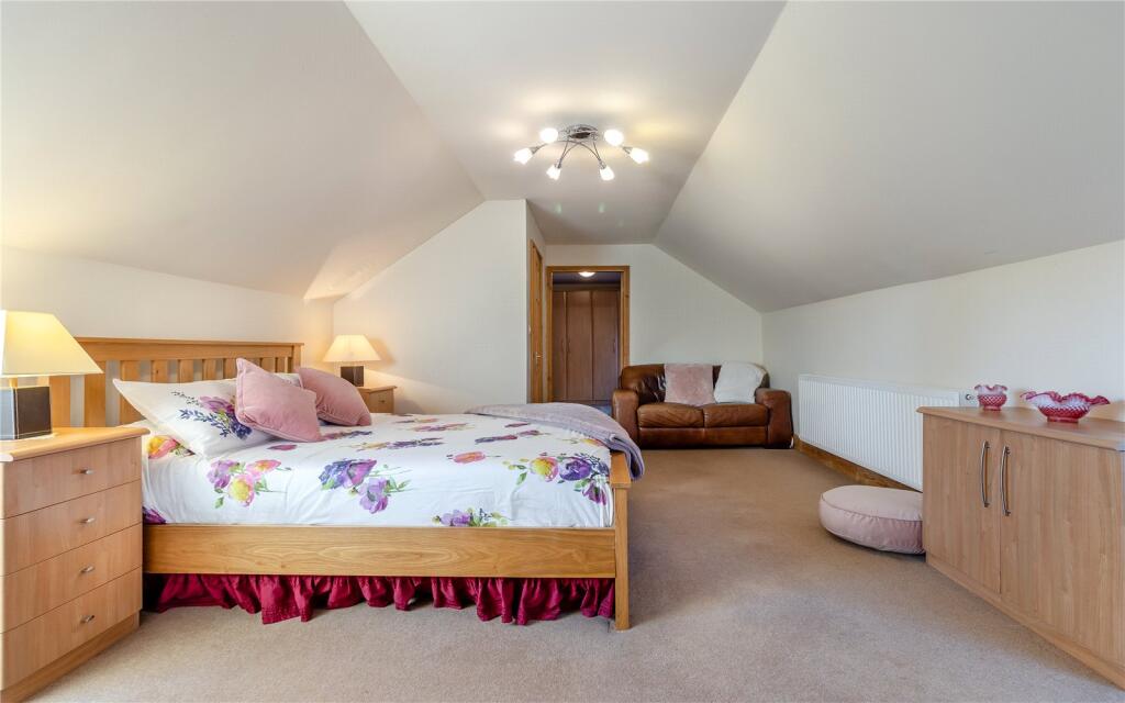 Annexe - Bedroom Two