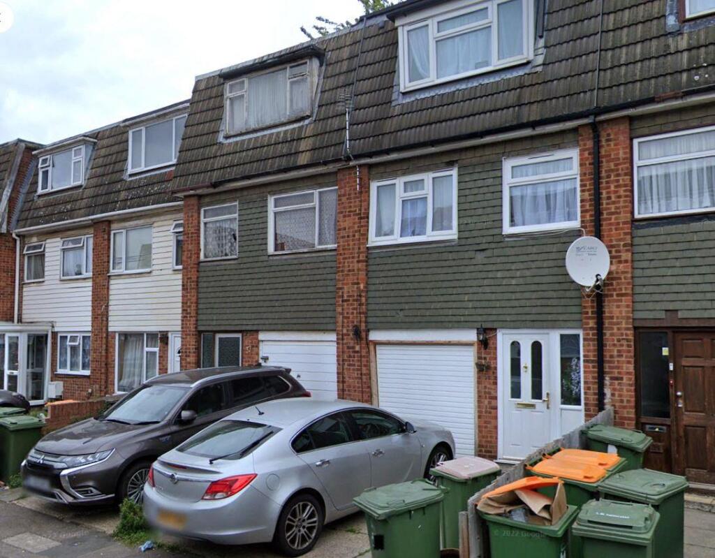 Young Street House For Sale - E16