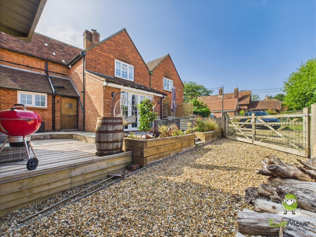 EweMove Basingstoke Estate Agents 17 Vyne Road 
