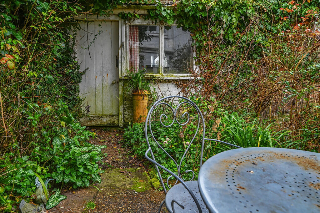 10 tower st tn31 ...